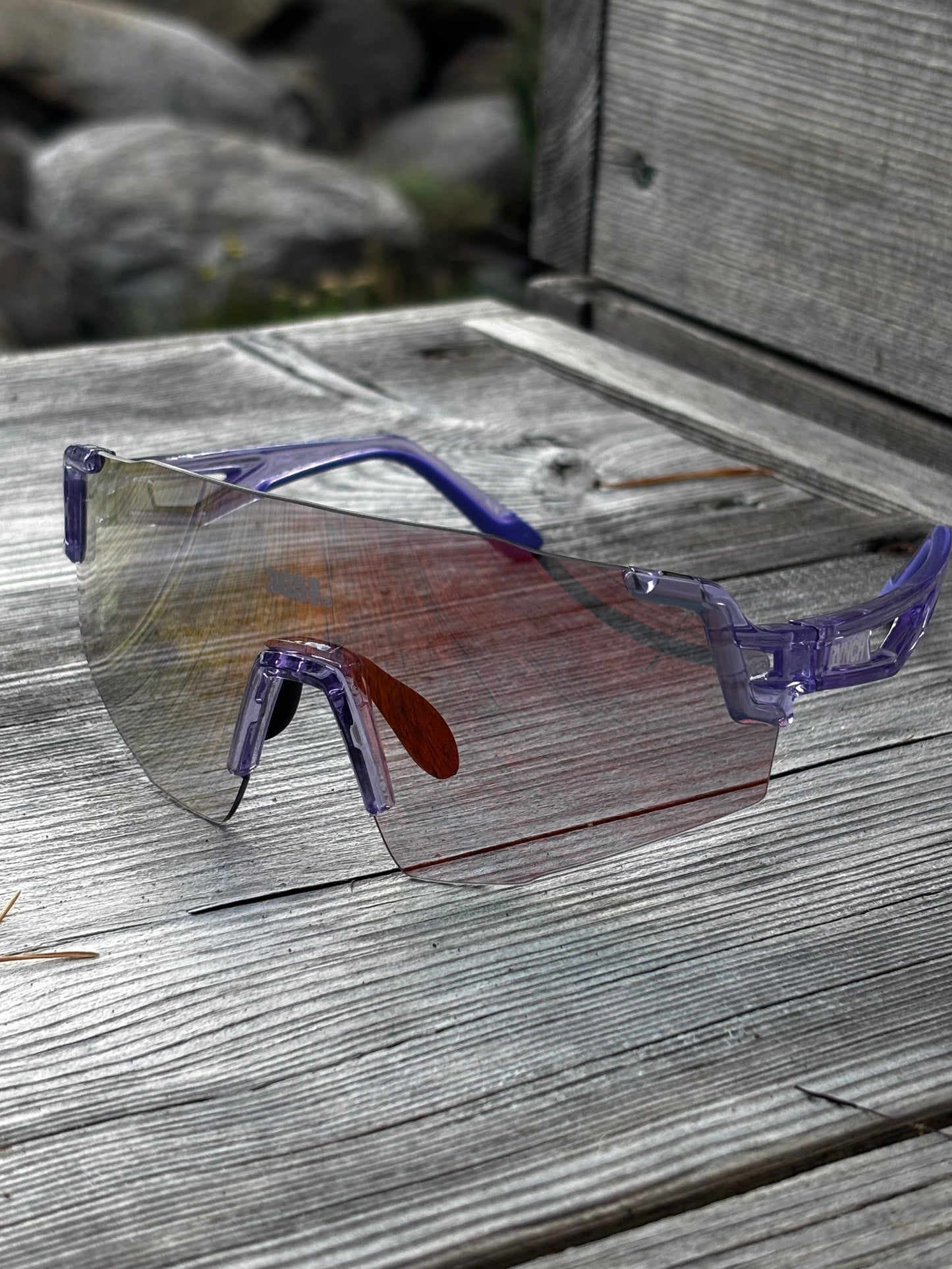 365pow-RVNCH Photochromic sunglasses / Purple
